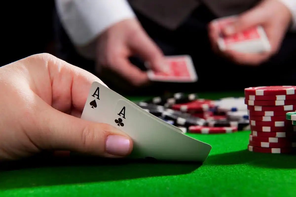 jl26 platform overview showing sports and casino games on mobile
